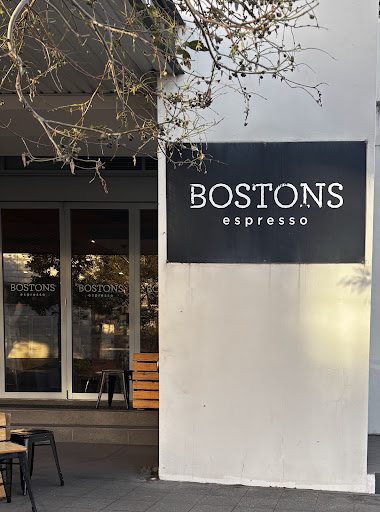 Bostons Espresso-Cafe logo